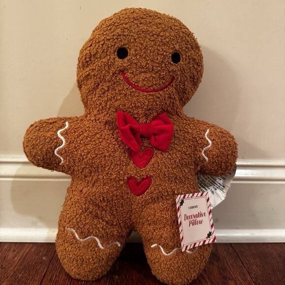 NEW 2 Target Bullseye Gingerbread Man Woman Pillow Christmas Cookie Cottage Core - Picture 4 of 10